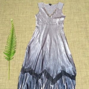 KOMAROV SLEEVELESS V-NECK CHIFFON MIDI DRESS SKOMA